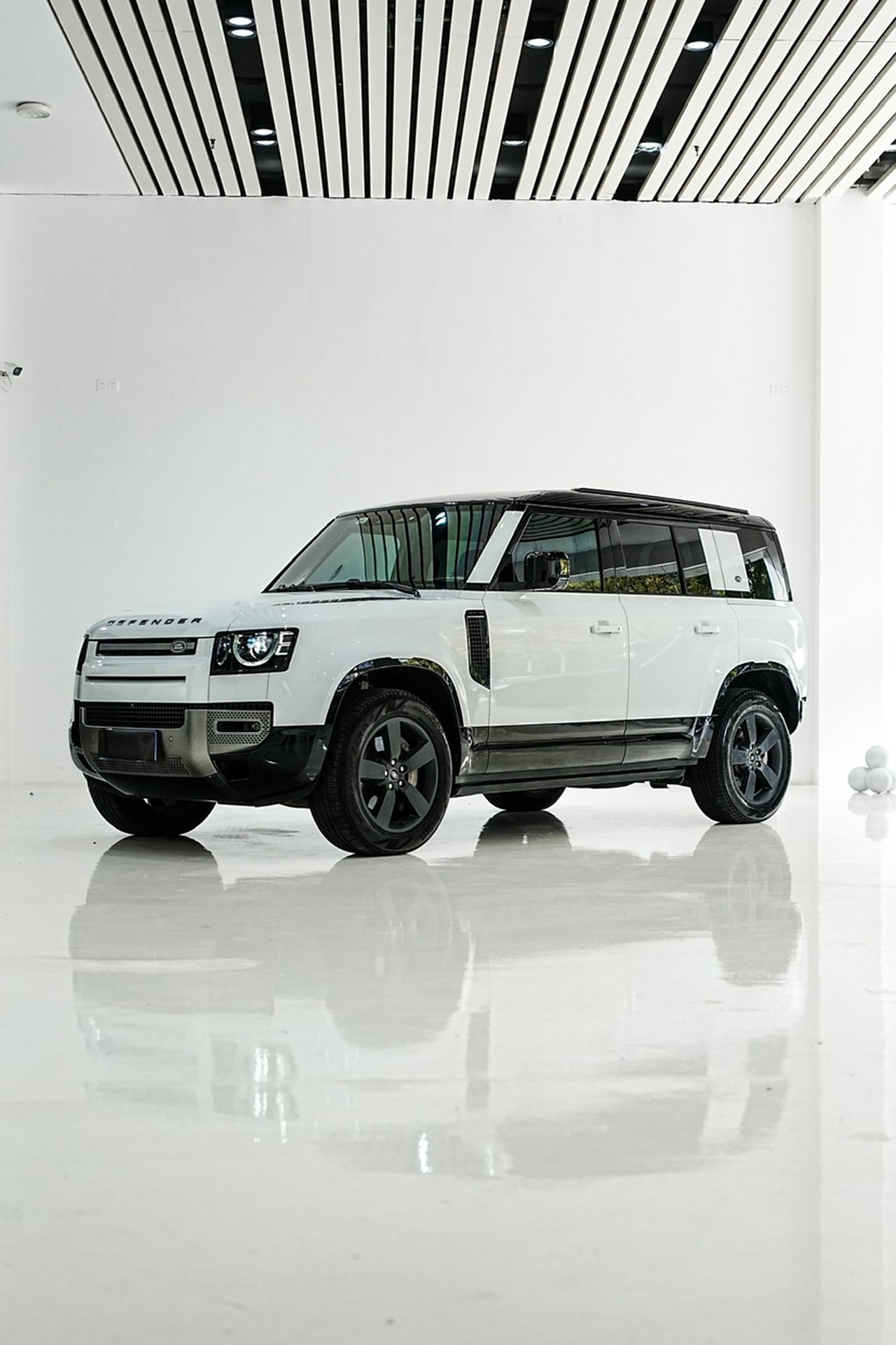 Defender 2024 110 3.0T P400 X-DYNAMIC HSE