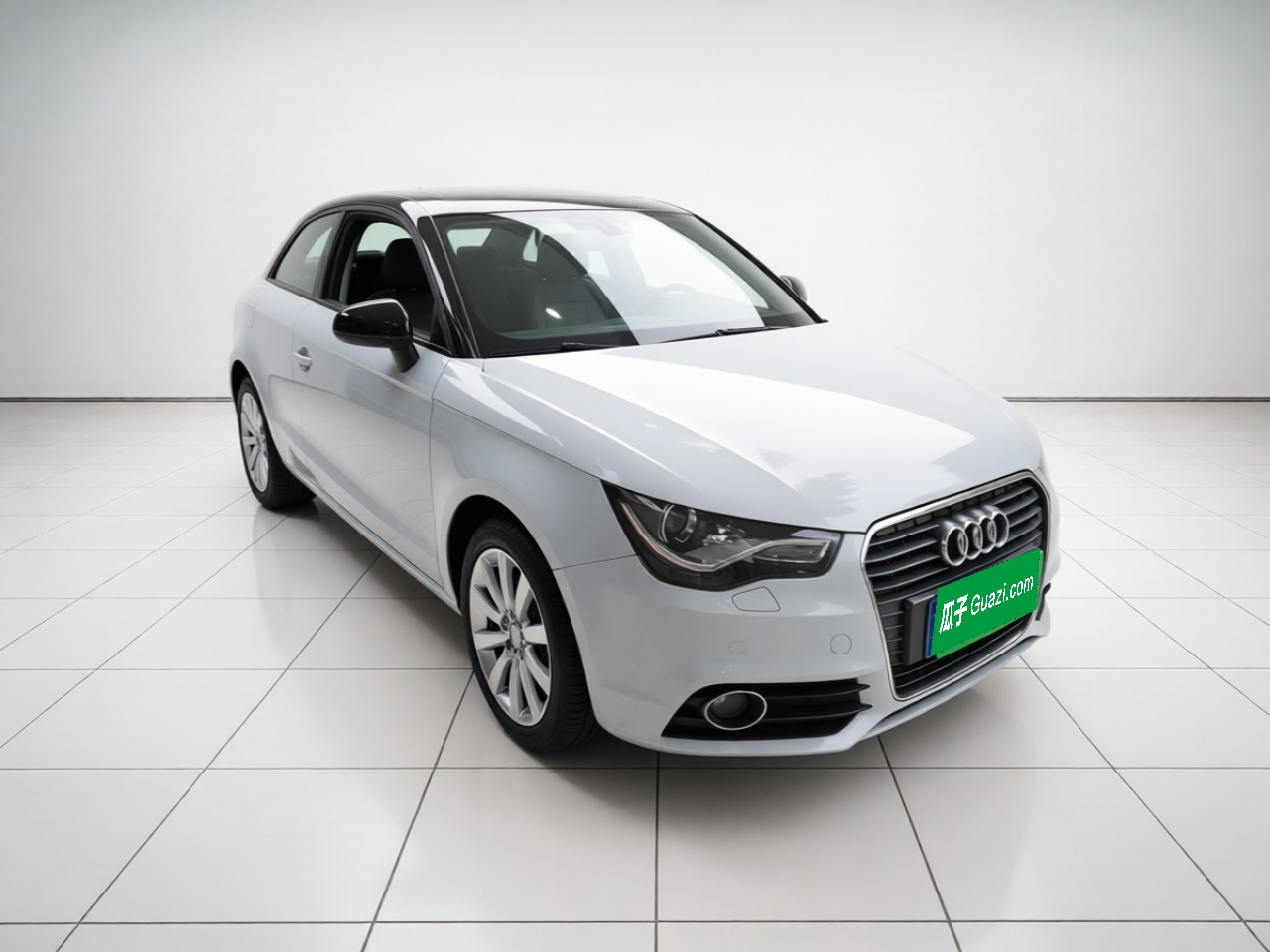 A1 2014 30 TFSI Comfort photo 3