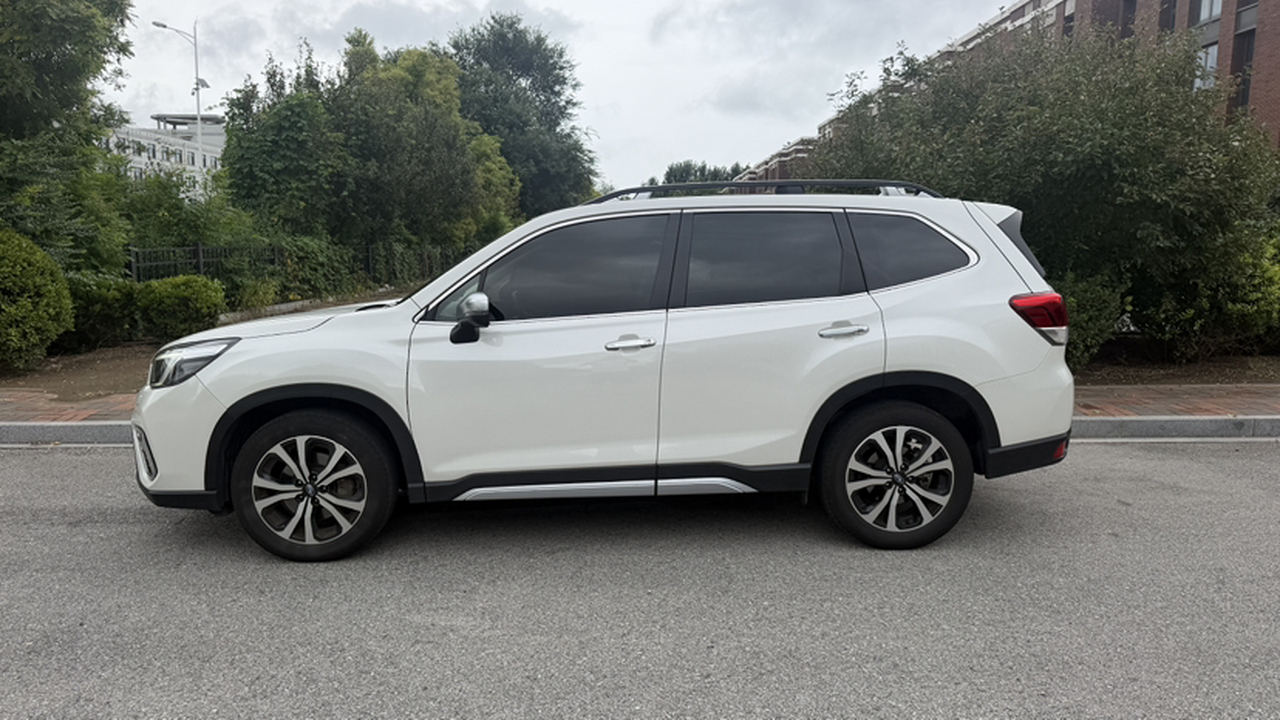 Forester 2021 2.0i Flagship EyeSight photo 4