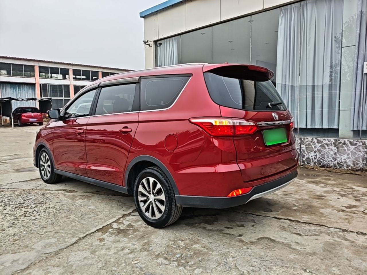 2017 1.6L MT Elite photo 4