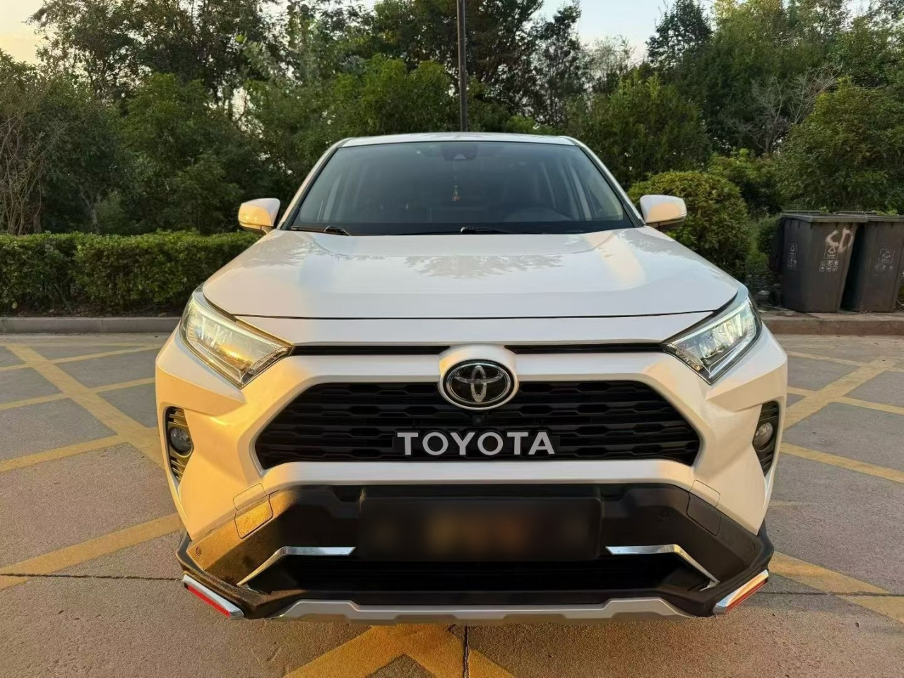 RAV4 2022 2.0L CVT RWD photo 3