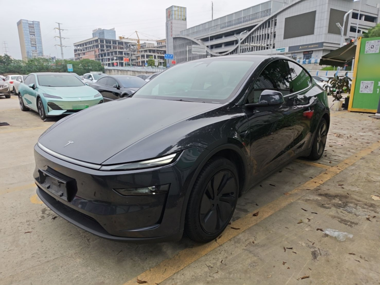 Model Y 2025 RWD