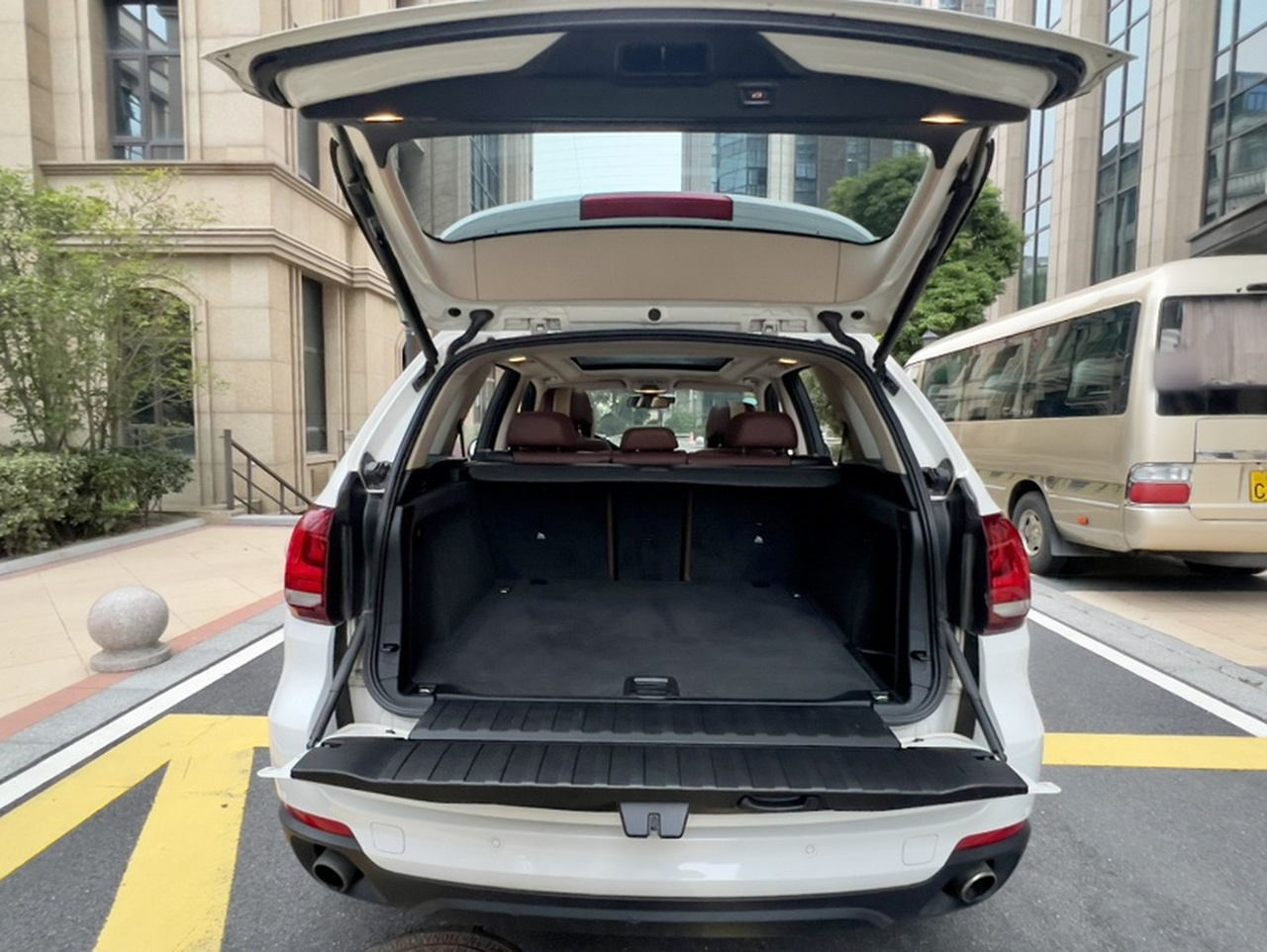 X5 Imported 2014 xDrive35i photo 2