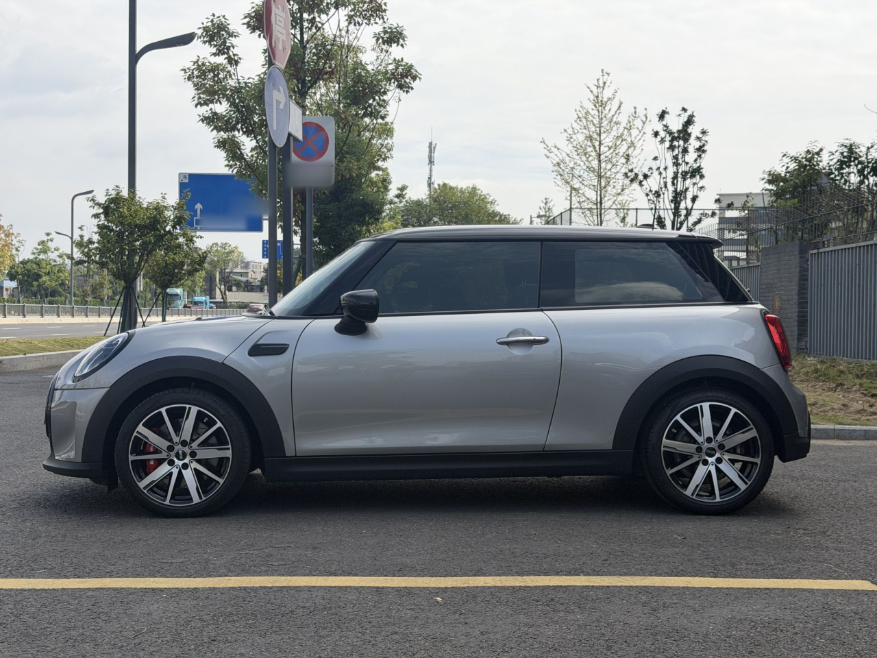 2023 Facelift 1.5T COOPER photo 4