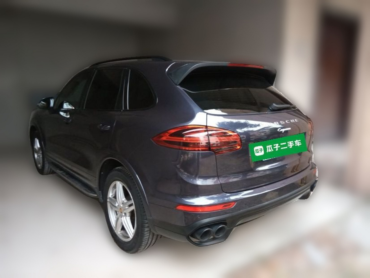2016 Cayenne Platinum Edition 3.0T photo 4