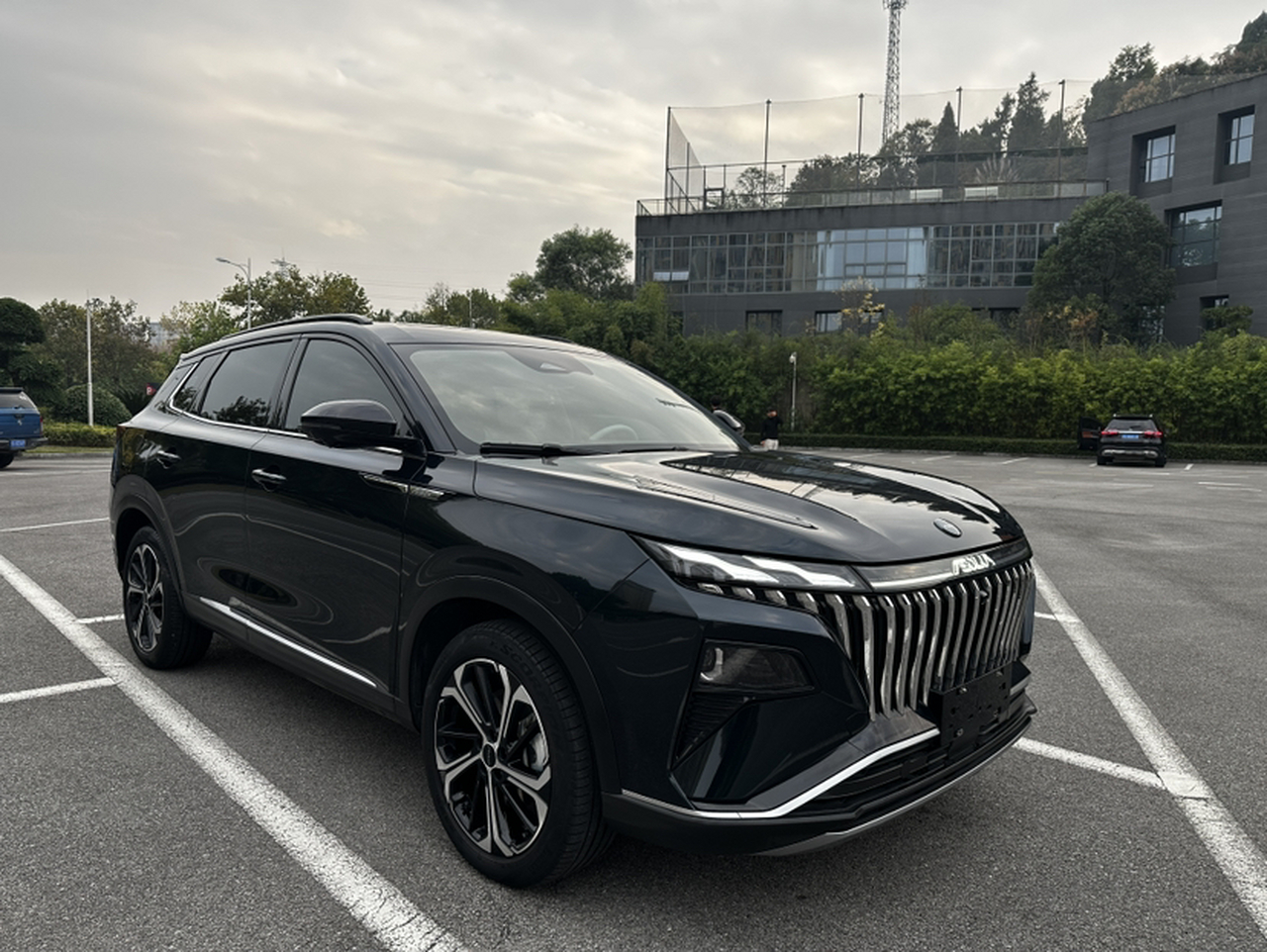 2022 Hybrid 1.5T MHD photo 2