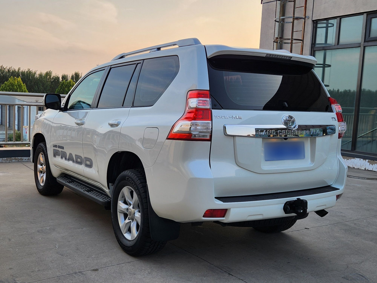Prado 2016 2.7L AT Standard photo 3
