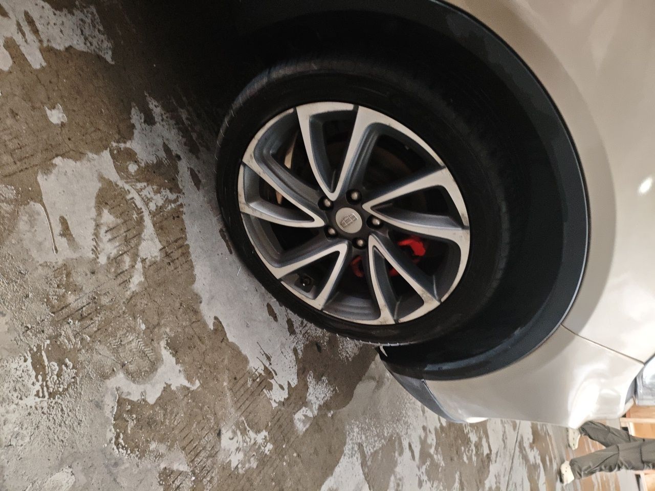 Emgrand GS 2018 Sport 1.4T AT photo 2