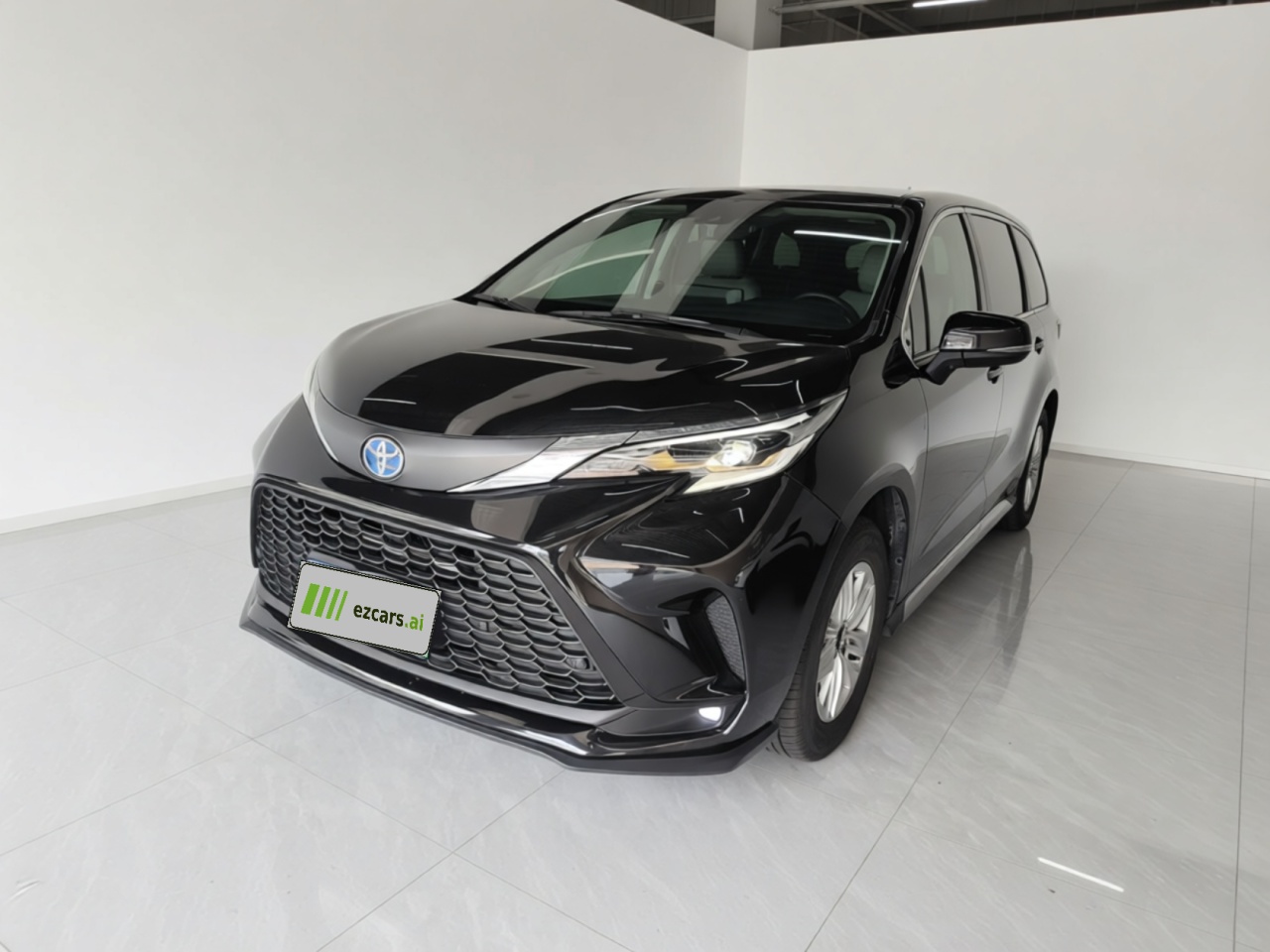 Granvia 2023 2.5L Hybrid Comfort