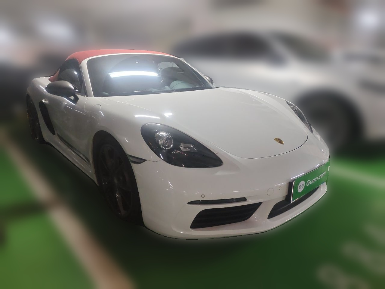 718 2019 Boxster T 2.0T photo 3