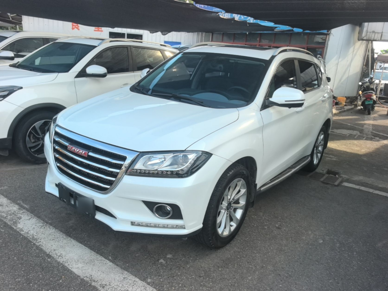 H2 2017 Red Label 1.5T AT RWD Luxury