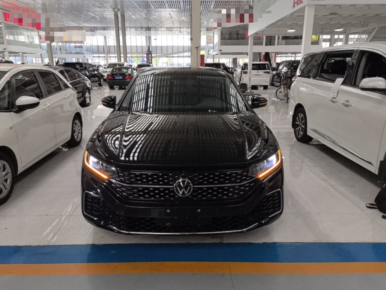 Passat 2024 380TSI photo 2