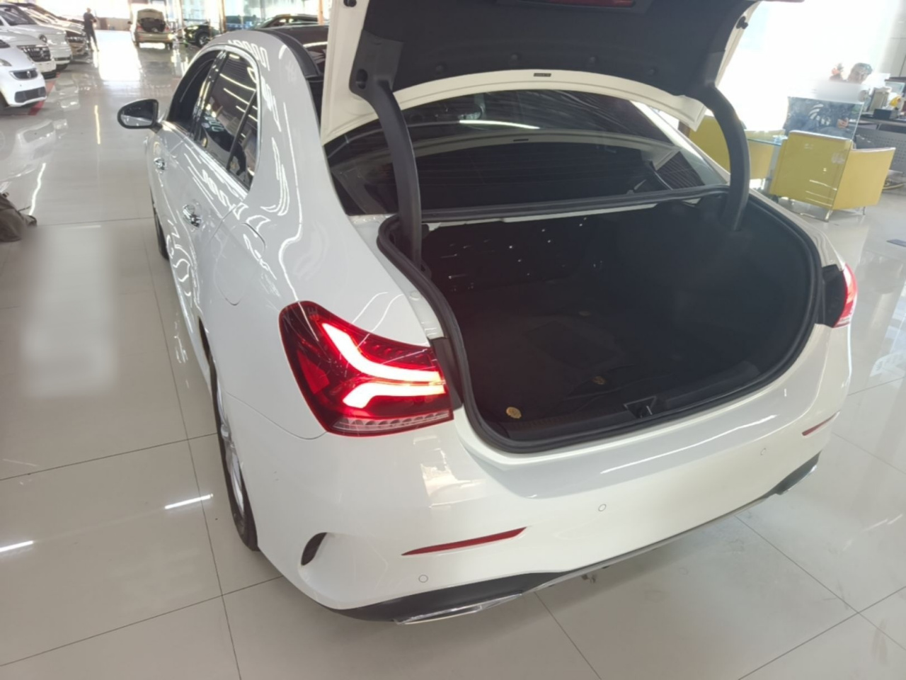 A-Class 2021 A 200 L Sport Dynamic photo 4