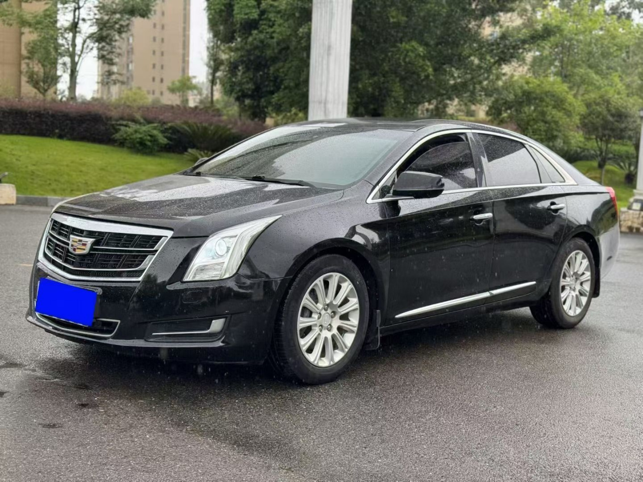 XTS 2017 28T Tech