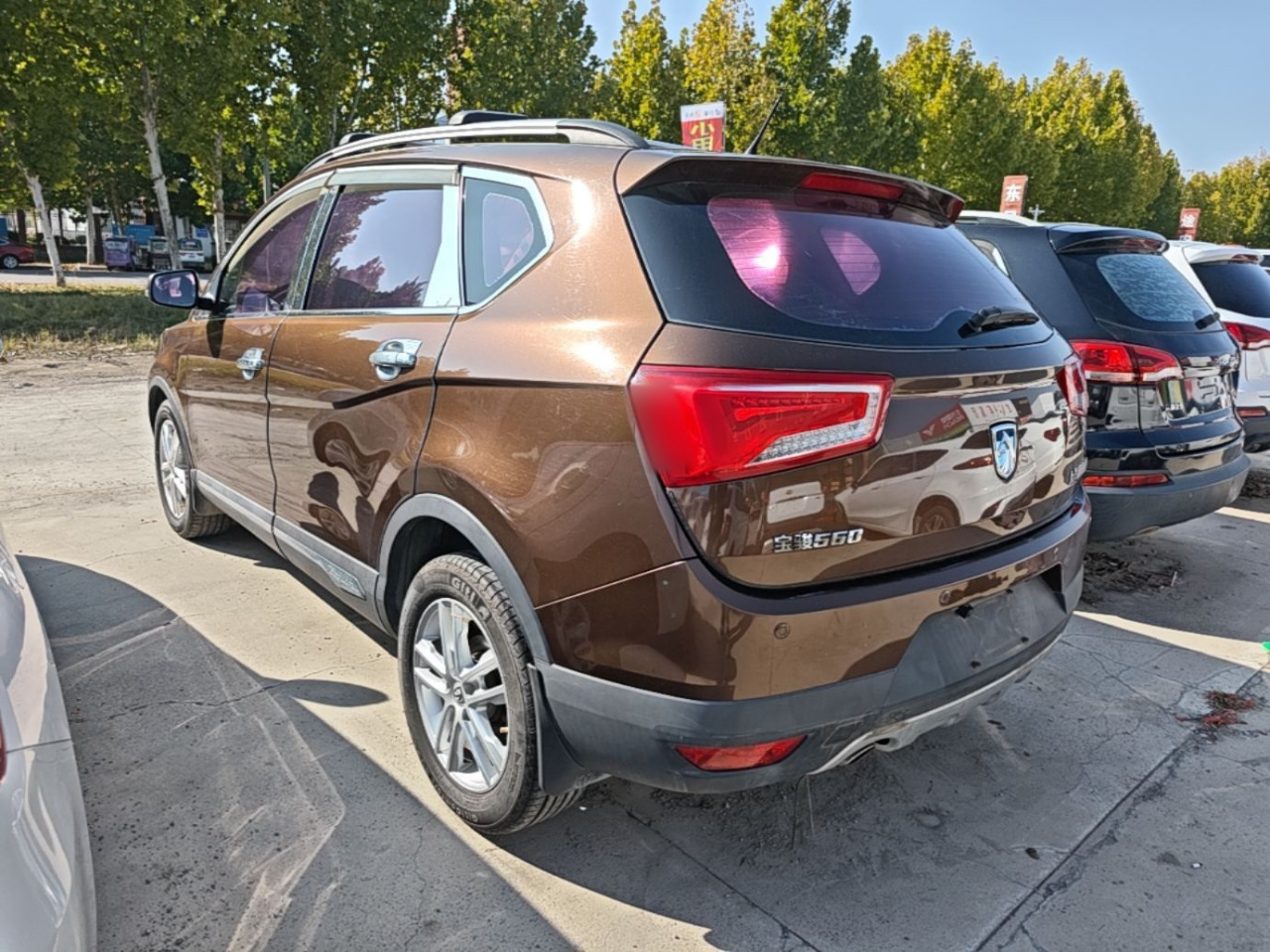 560 2015 1.8L MT Comfort photo 4