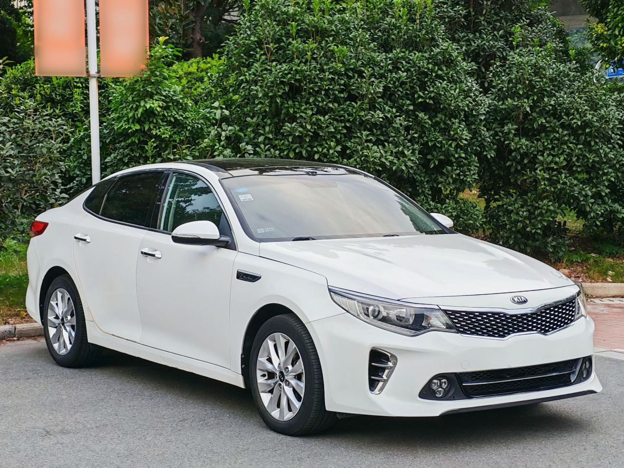 K5 2016 1.6T AT LUX photo 3