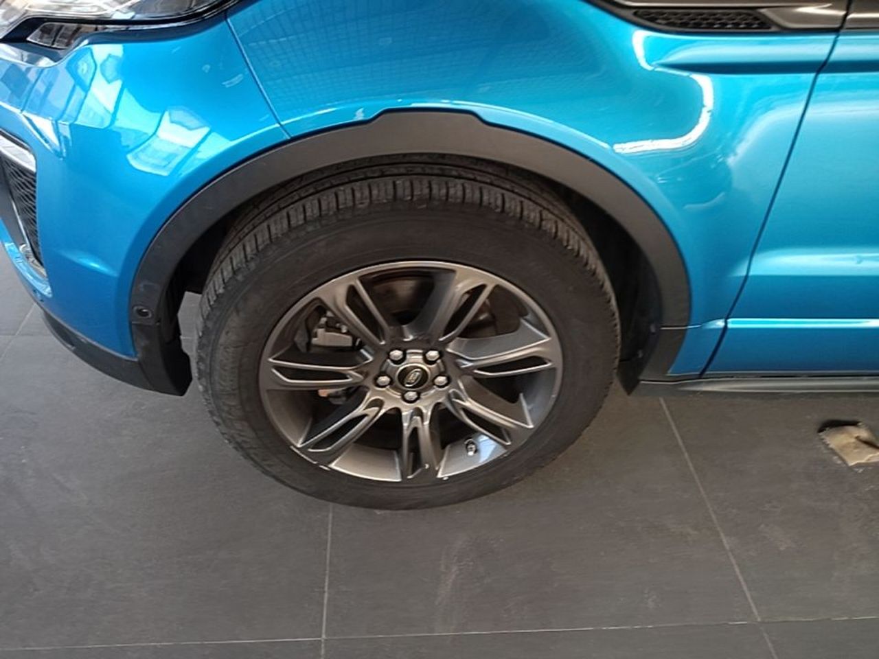 Range Rover Evoque 2018 240PS photo 2