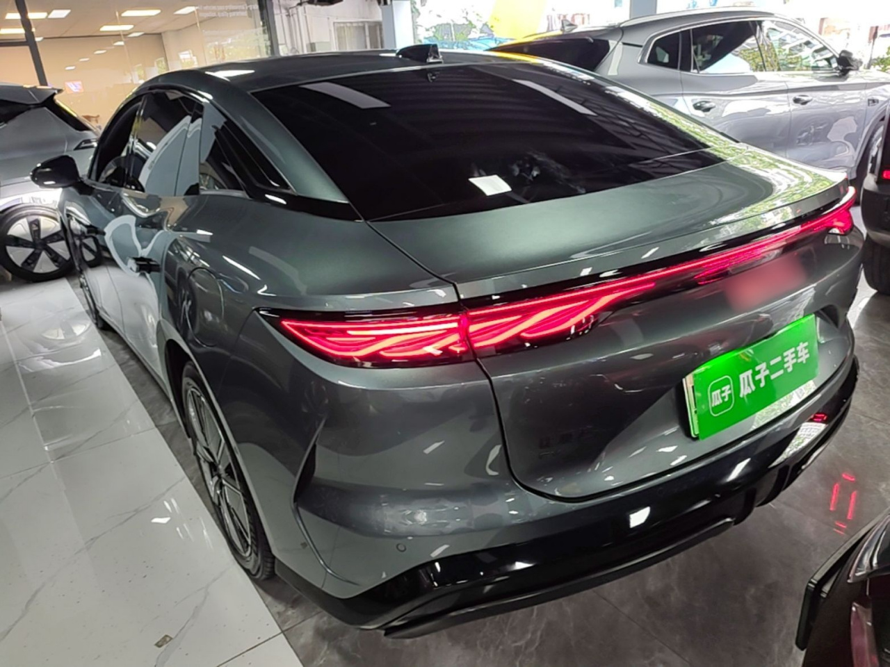 Han L 2025 EV 701KM LiDAR Exclusive photo 4