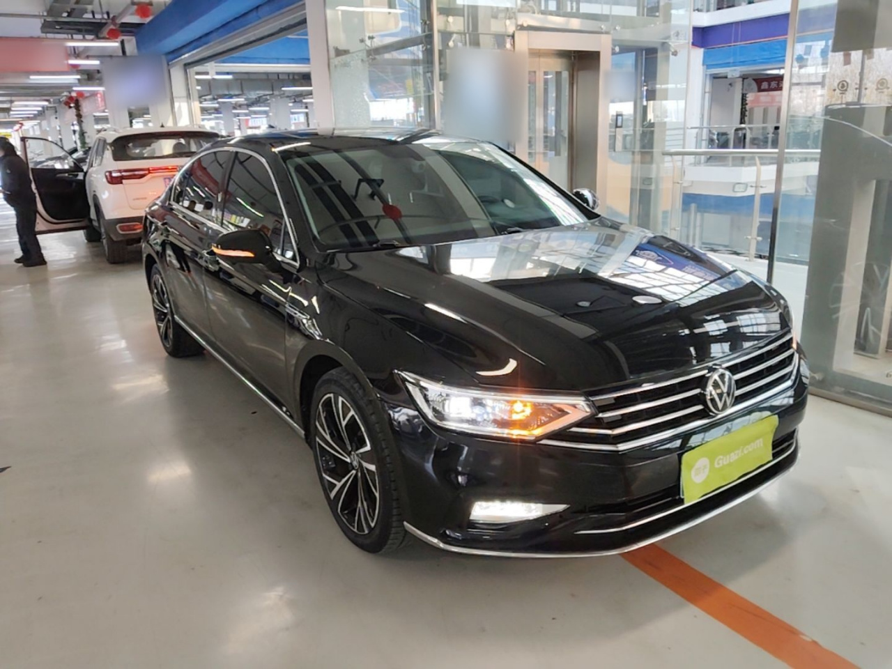 Magotan 2021 330TSI DSG 30 Anniversary Edition photo 3