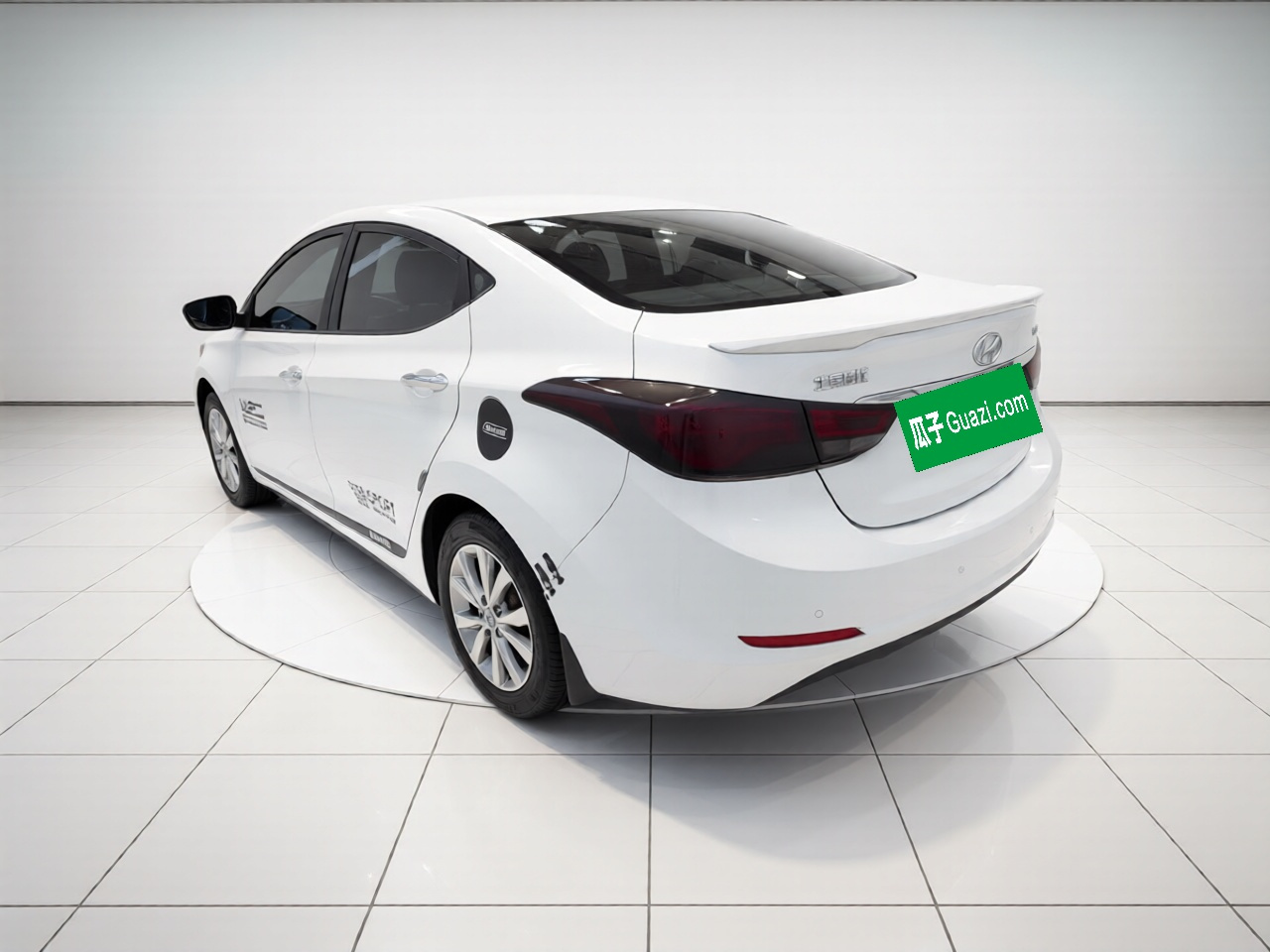 Elantra 2016 1.6L AT Smart photo 3