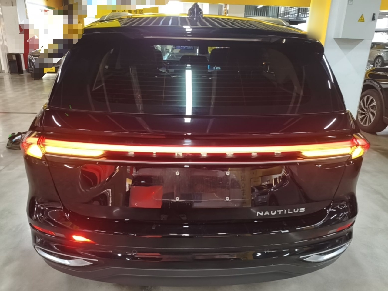 Nautilus 2023 2.0T AWD photo 3