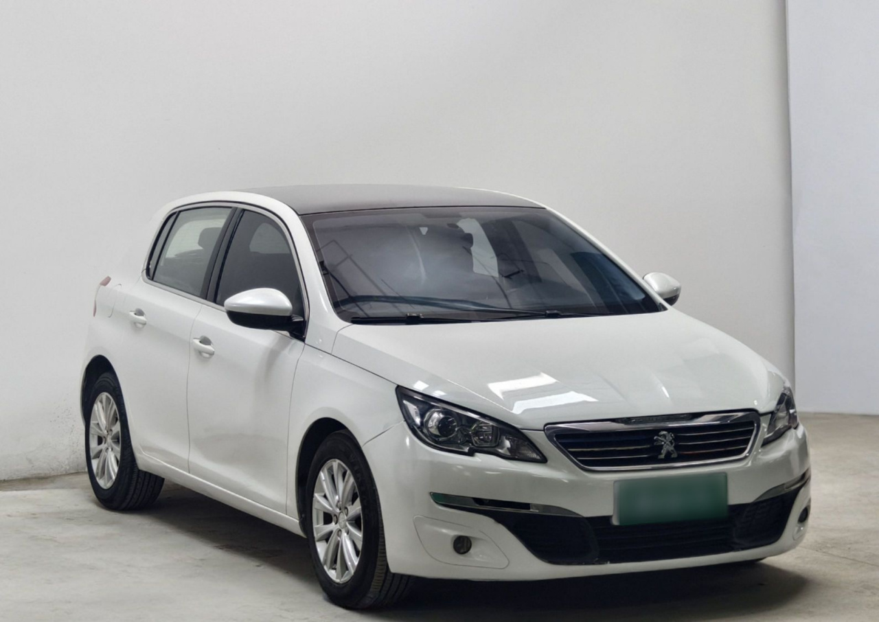 308S 2015 1.2T AT photo 3