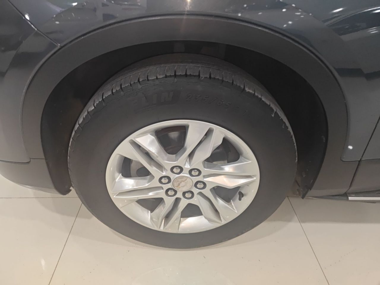 2020 650T 7-Seater photo 2