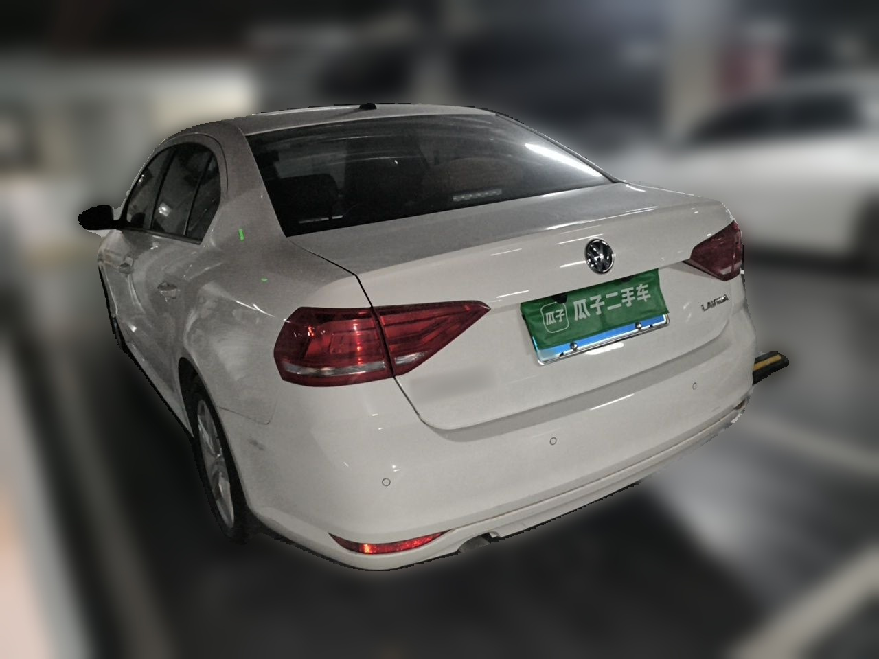 Lavida 2017 1.6L AT photo 4