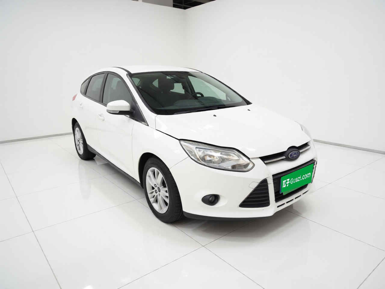 Focus 2012 Hatchback 1.6L MT Comfort photo 3