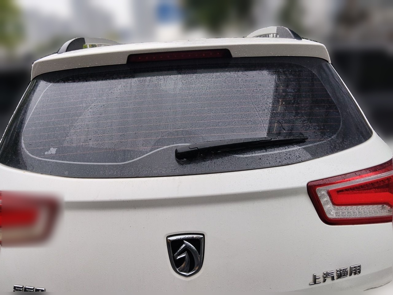 560 2015 1.8L MT Luxury photo 5