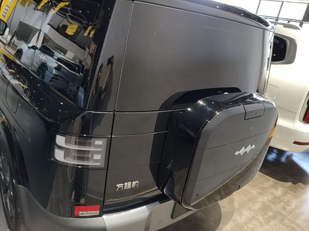 Fang Cheng Bao 7 2025 190KM AWD Ultra photo 5