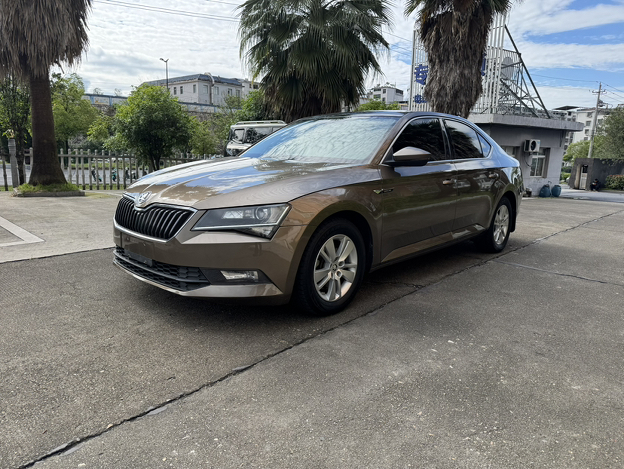 Superb 2016 TSI280 DSG