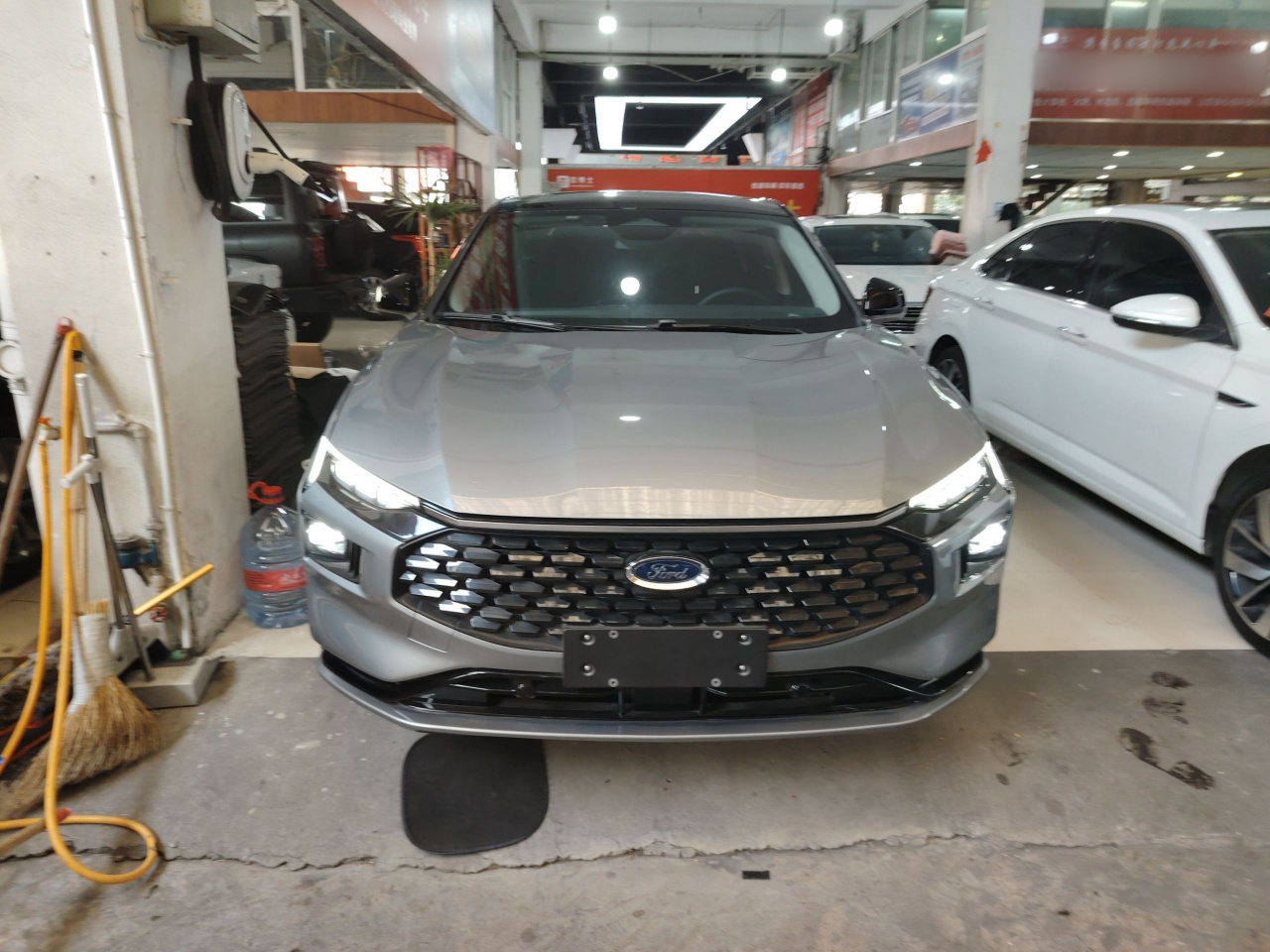 Mondeo 2023 EcoBoost 245 Luxury photo 2