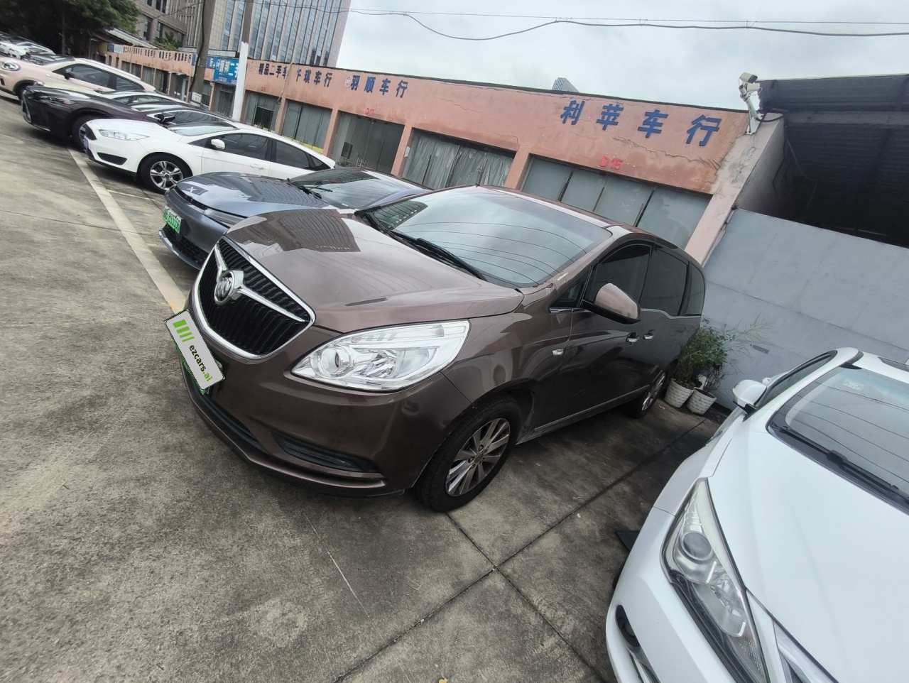 GL8 2018 28T Luxury China VI