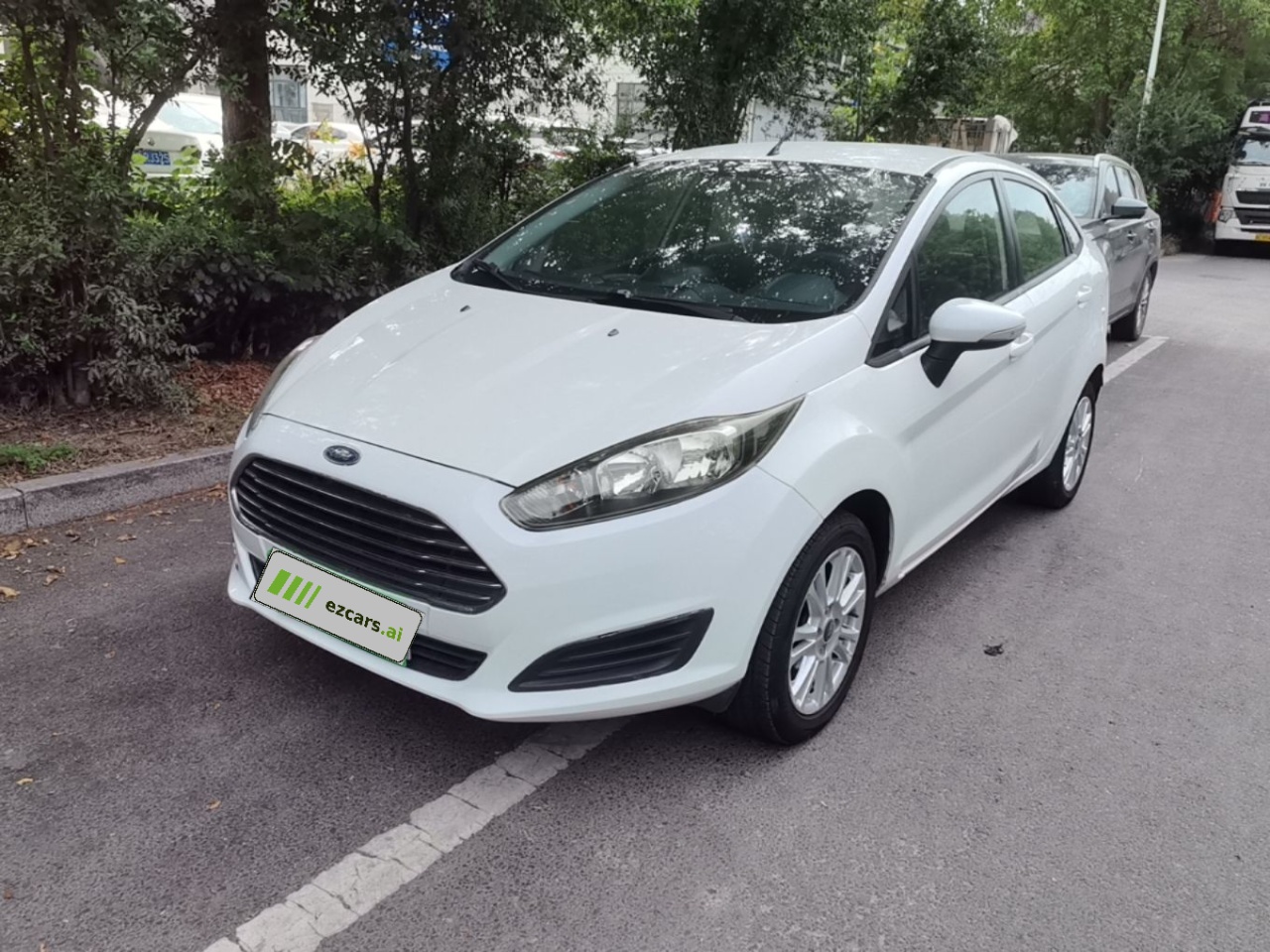 2013 Sedan 1.5L MT