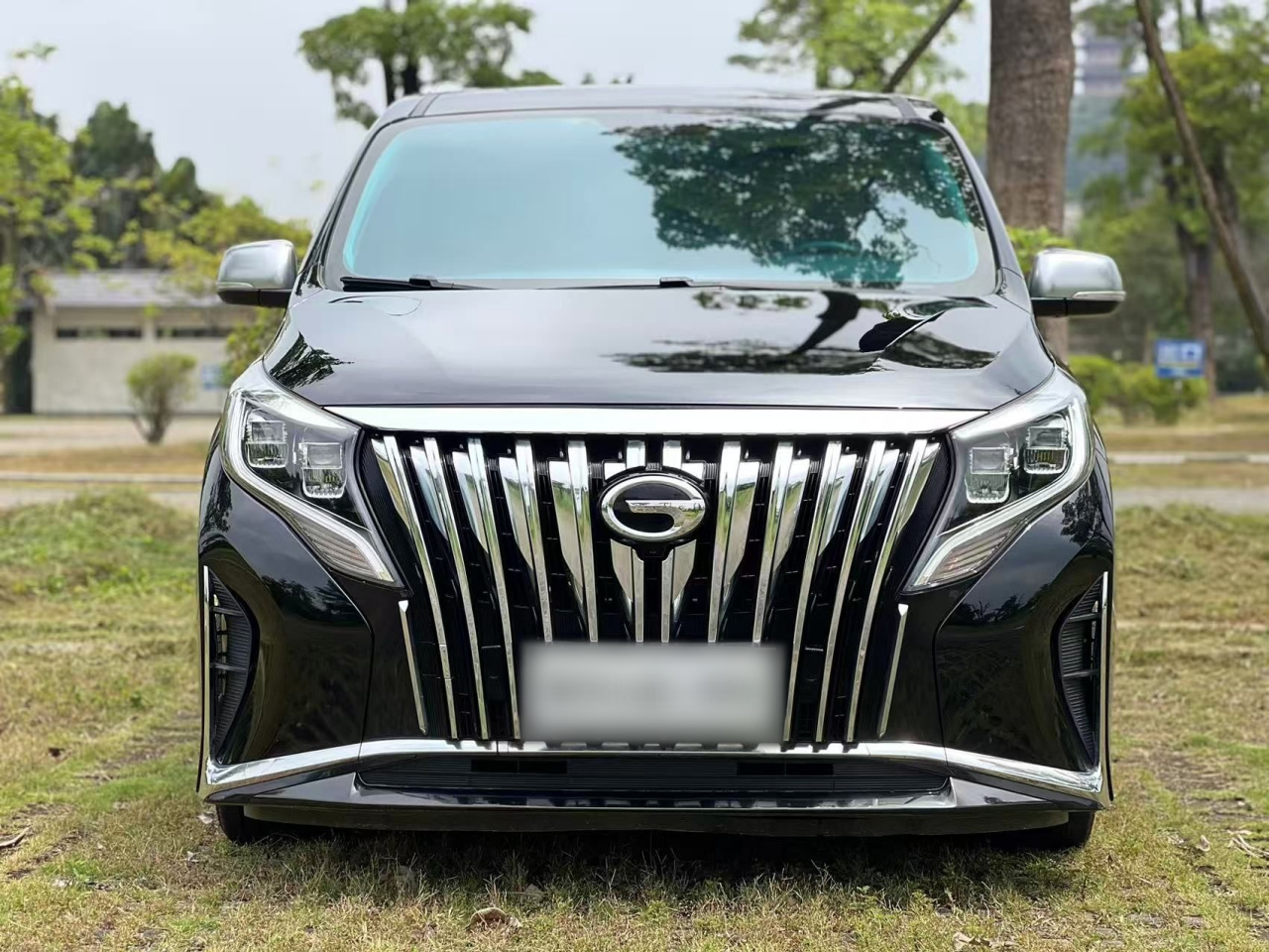 GAC Trumpchi M8 2023 Leading Series 390T Exclusive photo 2
