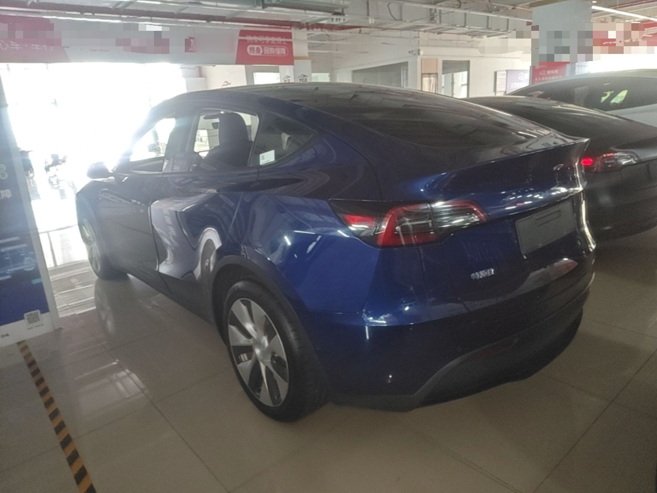 Model Y 2021 Long Range AWD photo 4