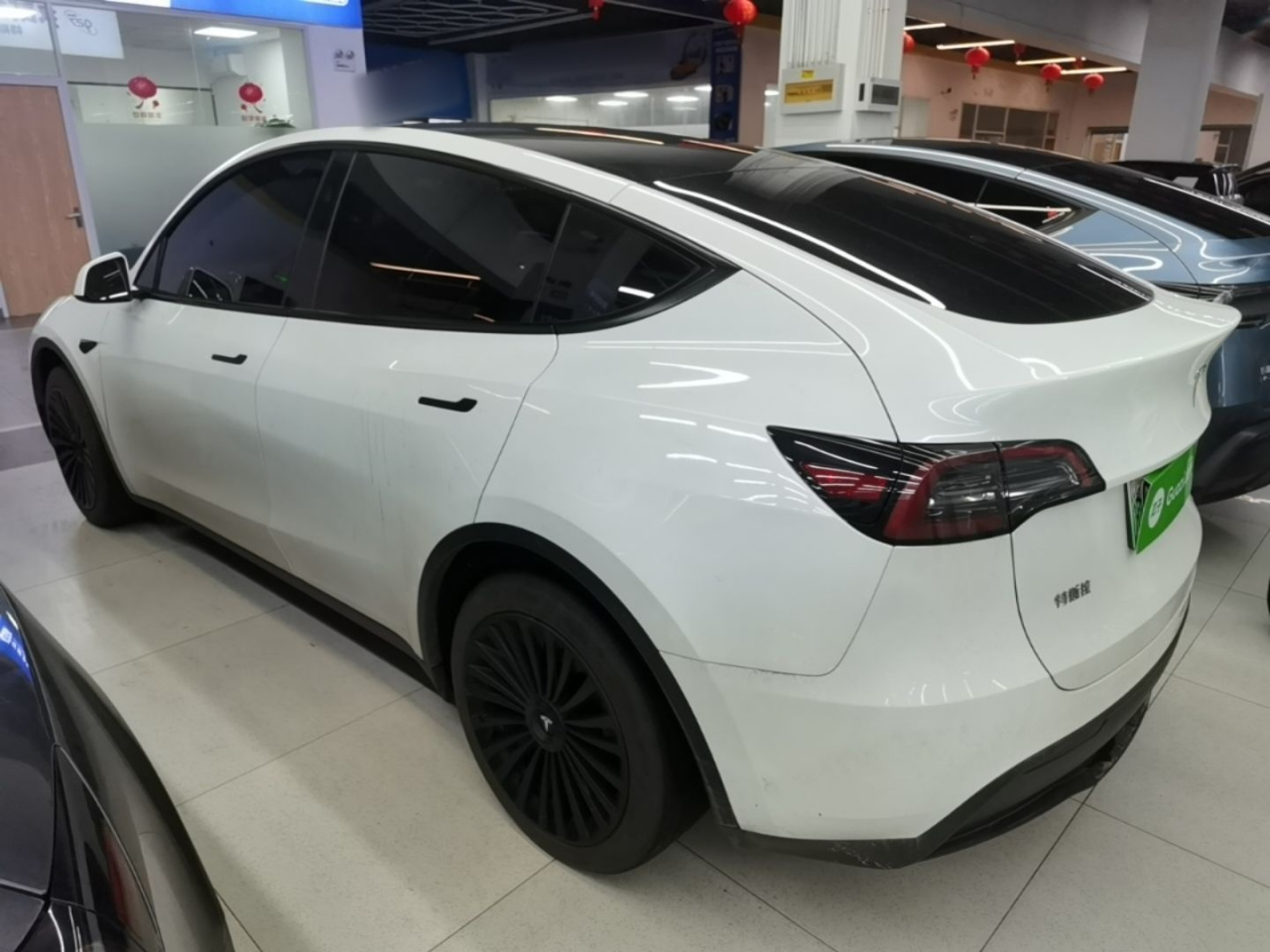 Model Y 2024 RWD photo 4
