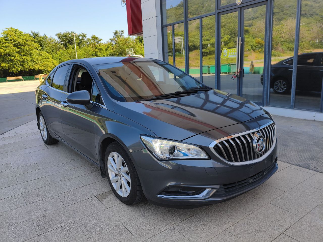 Verano 2015 Sedan 15S AT Progressive photo 5