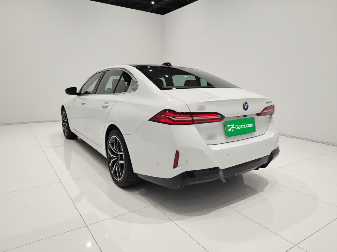 i5 2025 eDrive 40L M Sport Package photo 4