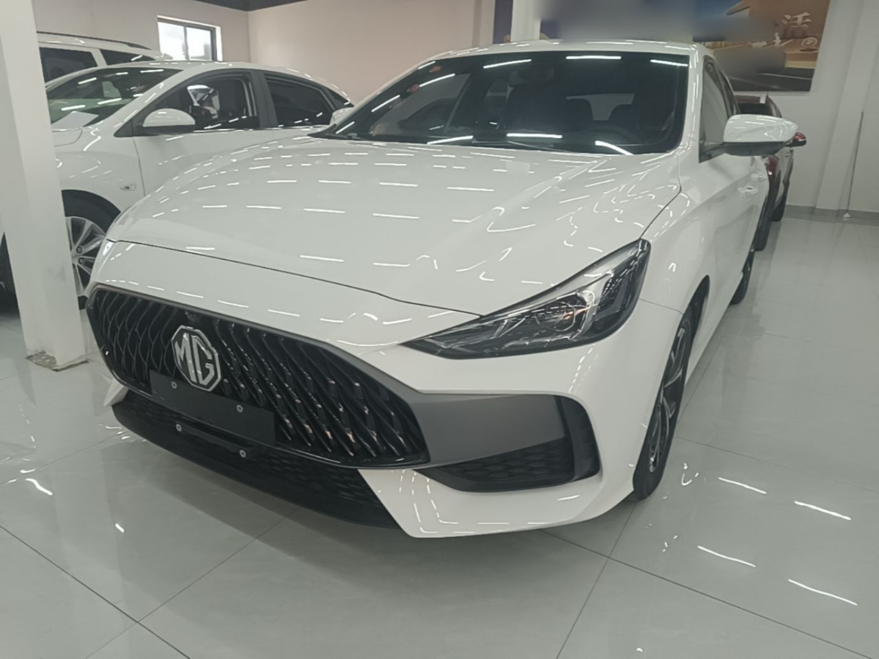 MG5 2023 180DVVT CVT Luxury