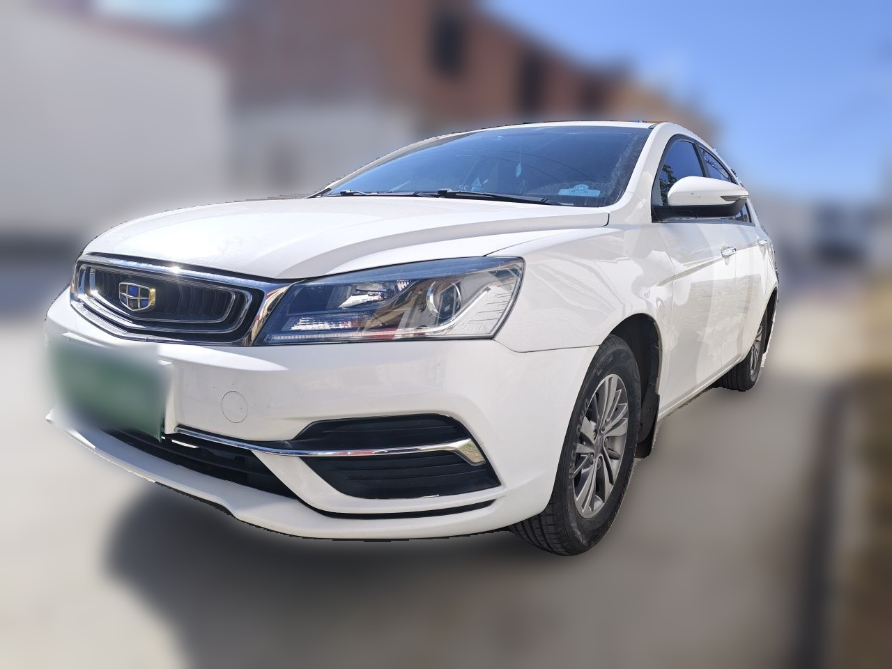 Emgrand 2018 1.5L MT Luxury