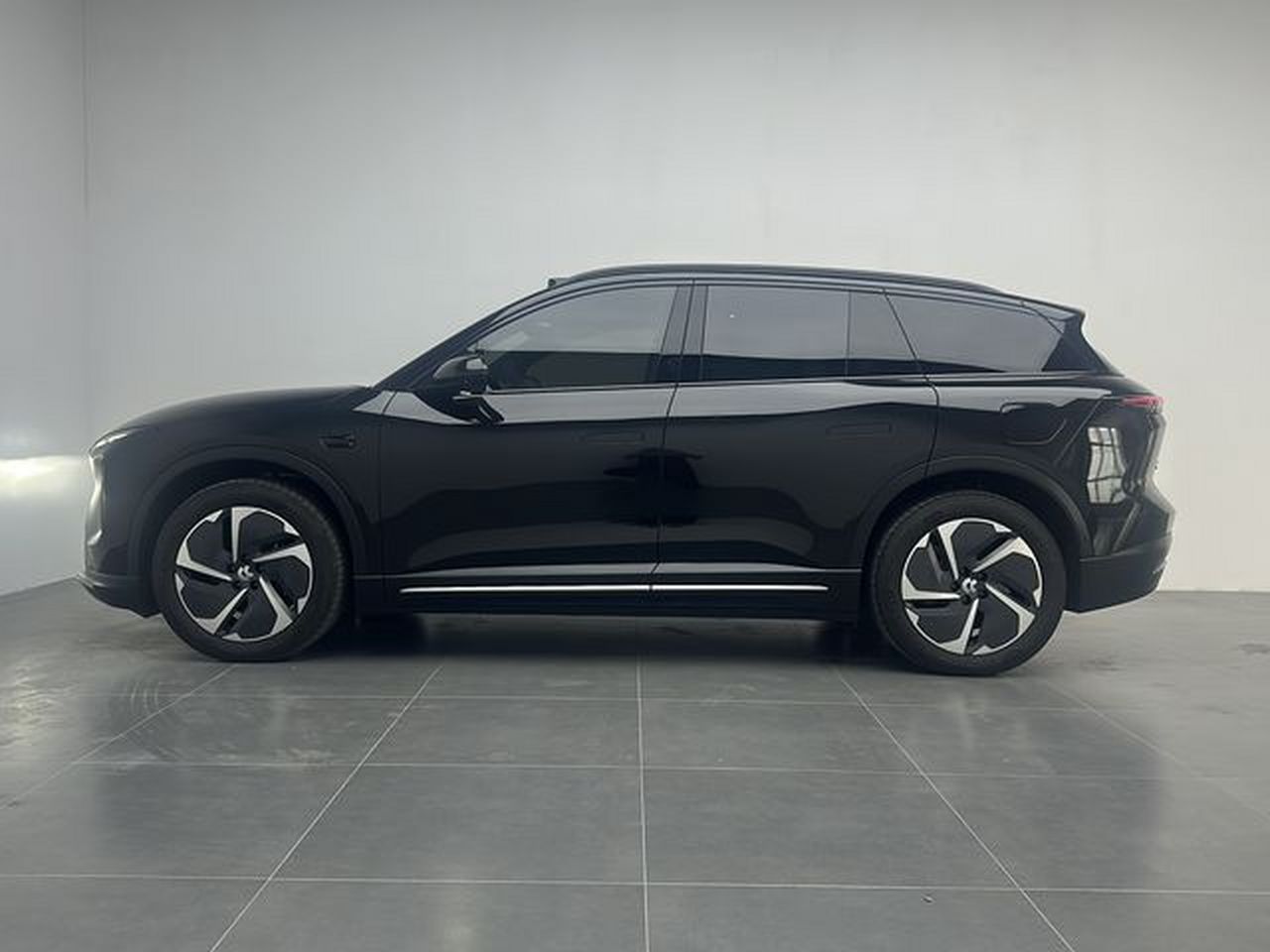 ES6 2024 75kWh photo 4