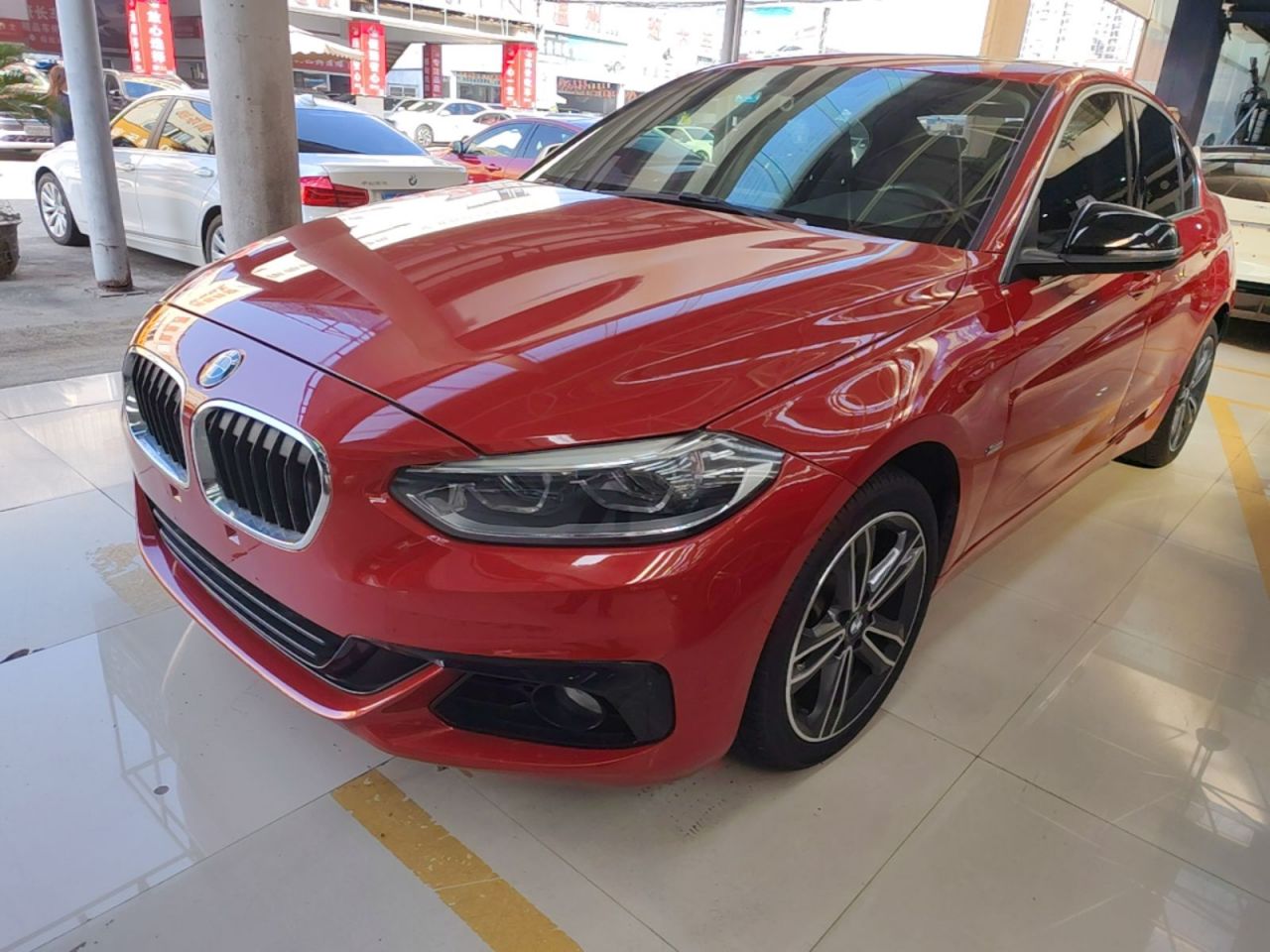 1 Series 2017 118i Sport