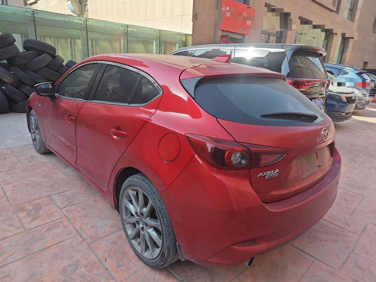 3 Axela 2017 Hatchback 2.0L AT Luxury China V photo 4