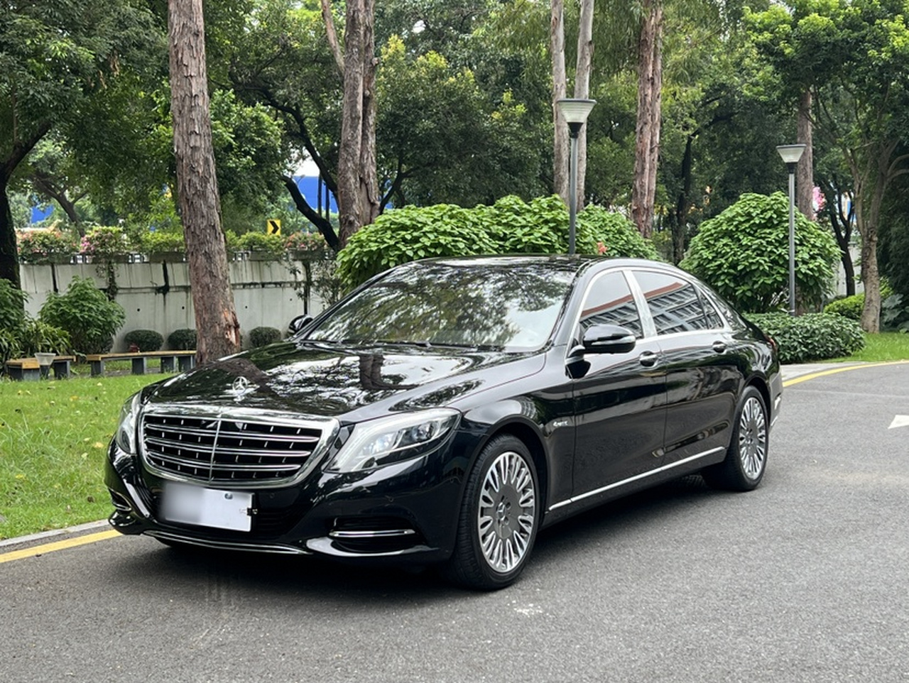 Maybach S-Class 2017 S 400 4MATIC