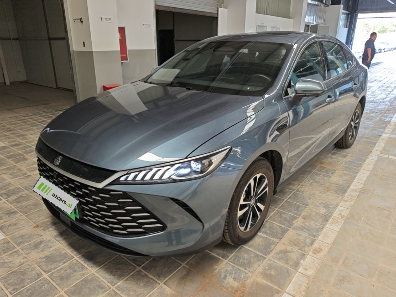 Qin PLUS 2025 DM-i ADAS 120KM