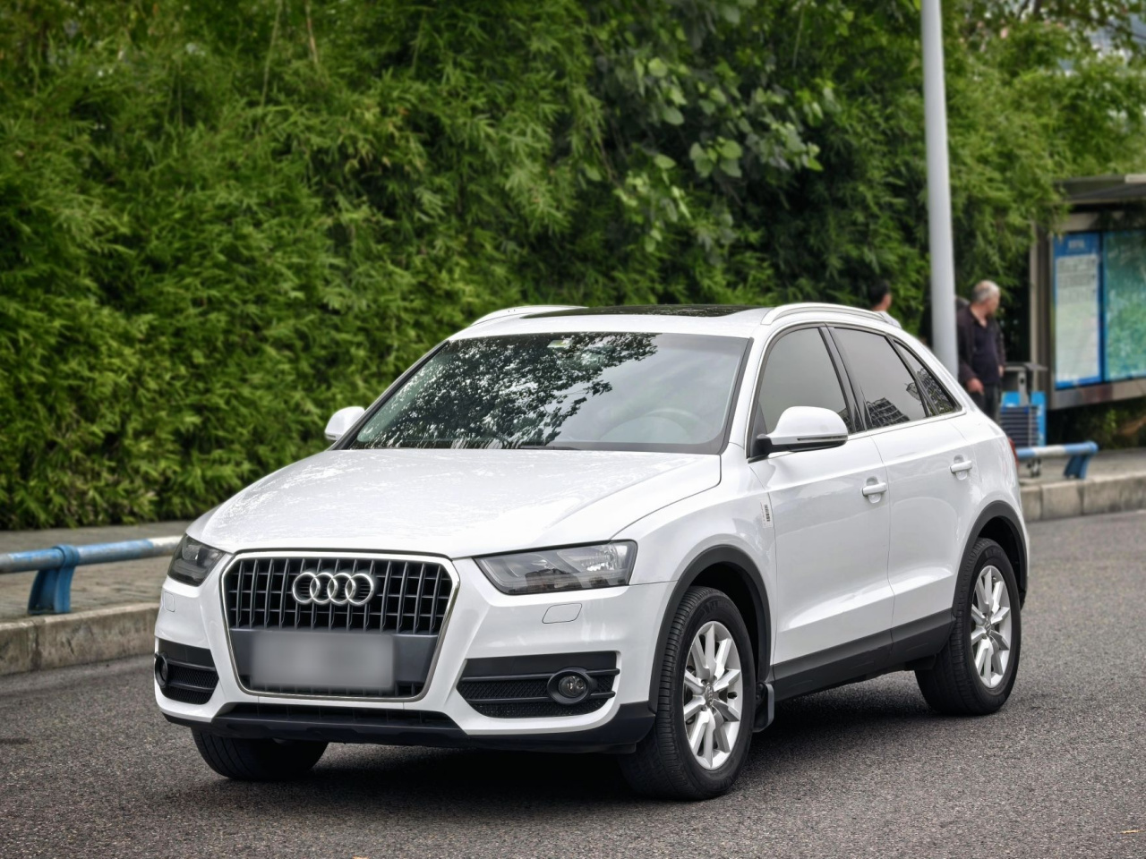 Q3 2015 35 TFSI Progressive photo 4