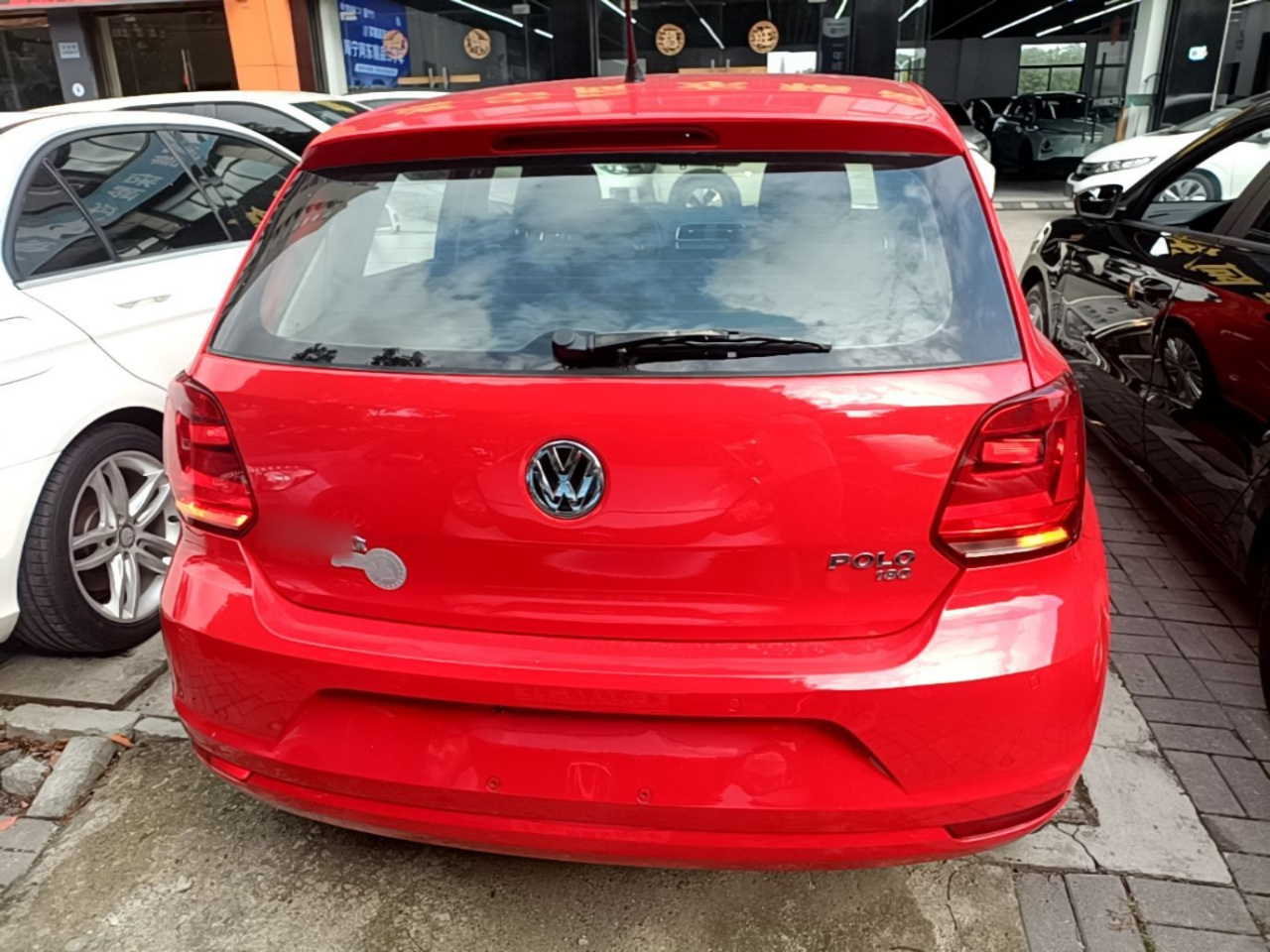 Polo 2016 1.6L AT Comfort photo 5