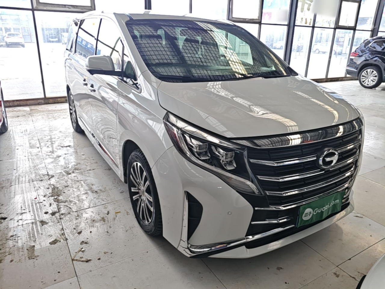 GAC Trumpchi M8 2023 Leading Series 390T Premium photo 3